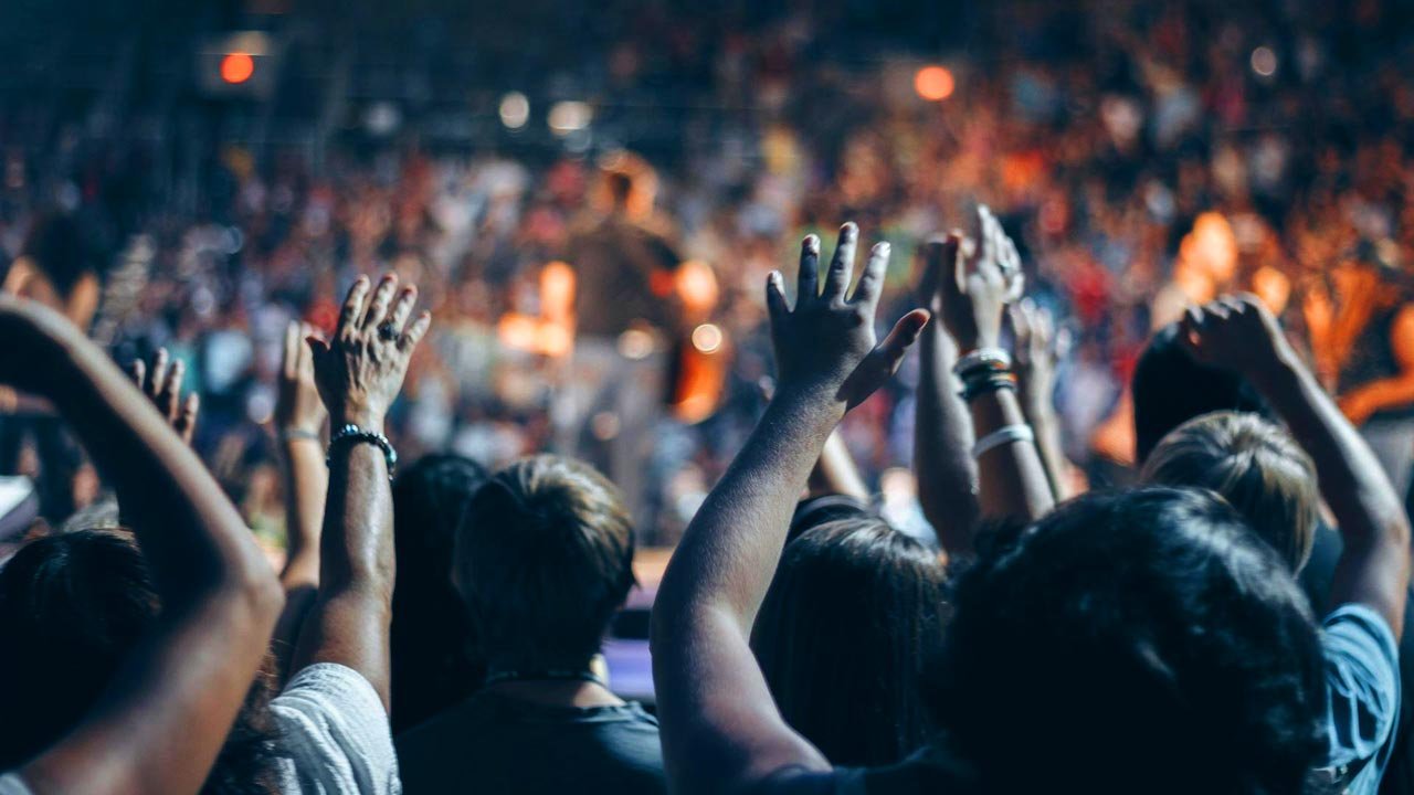 Uma breve perspectiva teológica sobre Louvor e Adoração